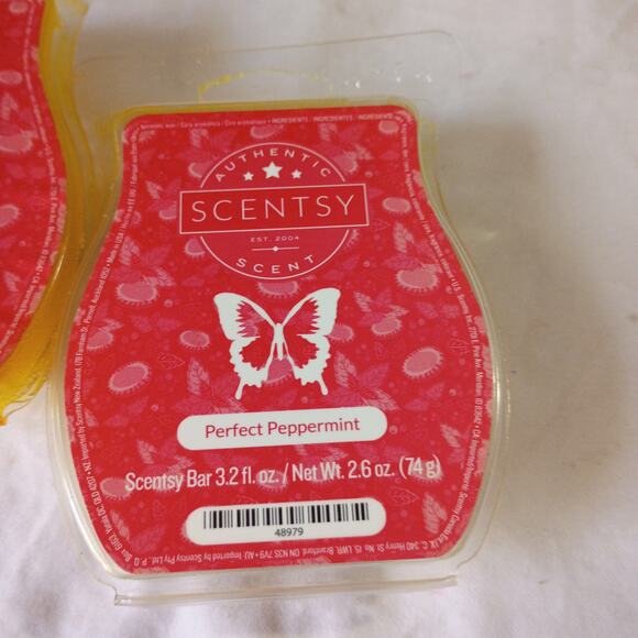 Scentsy Bar PERFECT PEPPERMINT 3.2 oz Authentic(Set of 2) scented wax - Picture 2 of 4